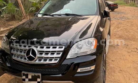 Buy Used Mercedes‒Benz ML–Class Black Car in Douala in Littoral Cameroon