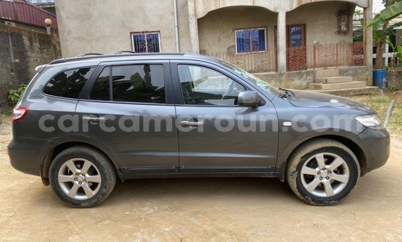 Acheter Occasion Voiture Hyundai Santa Fe Gris à Douala, Littoral Cameroon Acheter Occasion Voiture Hyundai Santa Fe Gris à Douala, Littoral Cameroon