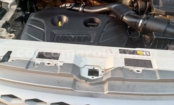 Acheter Occasion Voiture Range Rover Range Rover Blanc à Douala, Littoral Cameroon Acheter Occasion Voiture Range Rover Range Rover Blanc à Douala, Littoral Cameroon