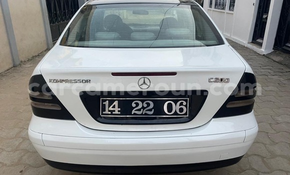 Buy Used Mercedes‒Benz C–Class White Car in Douala in Littoral Cameroon Buy Used Mercedes‒Benz C–Class White Car in Douala in Littoral Cameroon