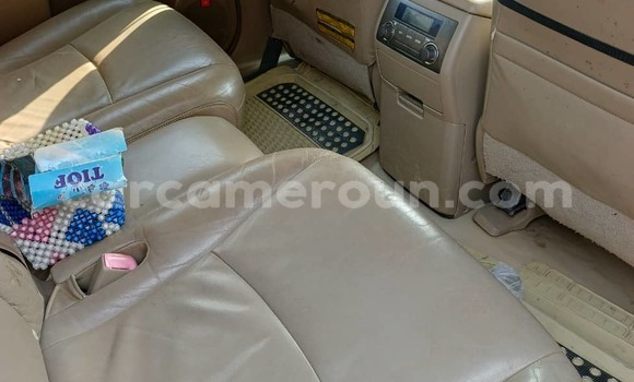 Acheter Occasion Voiture Toyota Highlander Blanc à Douala, Littoral Cameroon Acheter Occasion Voiture Toyota Highlander Blanc à Douala, Littoral Cameroon