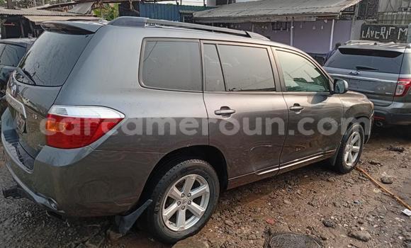 Buy Used Toyota Highlander Other Car in Douala in Littoral Cameroon Buy Used Toyota Highlander Other Car in Douala in Littoral Cameroon