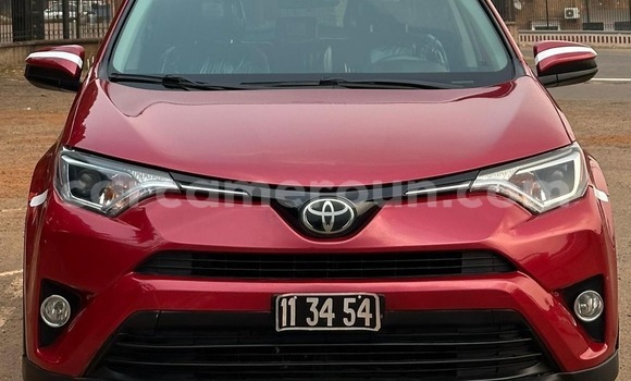 Sayi Na hannu Toyota RAV4 Red Mota in Yaounde a Babban Kamaru Sayi Na hannu Toyota RAV4 Red Mota in Yaounde a Babban Kamaru