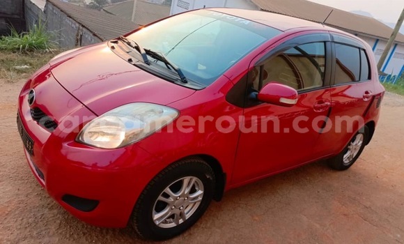 Acheter Occasion Voiture Toyota Vitz Rouge à Yaoundé, Central Cameroon