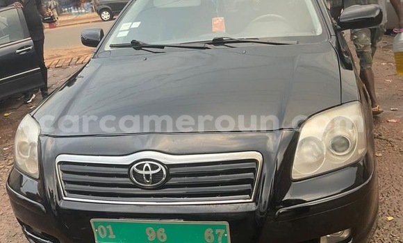 Sayi Na hannu Toyota Avensis Black Mota in Yaounde a Babban Kamaru Sayi Na hannu Toyota Avensis Black Mota in Yaounde a Babban Kamaru