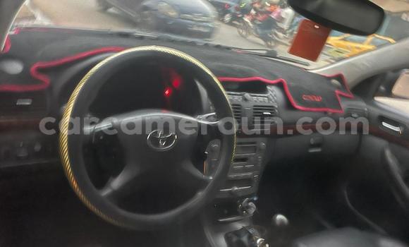 Sayi Na hannu Toyota Avensis Black Mota in Yaounde a Babban Kamaru Sayi Na hannu Toyota Avensis Black Mota in Yaounde a Babban Kamaru