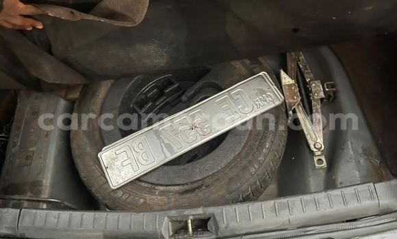 Sayi Na hannu Toyota Avensis Black Mota in Yaounde a Babban Kamaru Sayi Na hannu Toyota Avensis Black Mota in Yaounde a Babban Kamaru