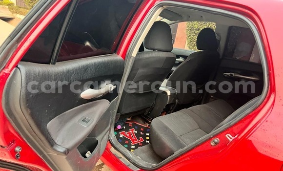 Buy Used Toyota Auris Red Car in Yaounde in Central Cameroon Buy Used Toyota Auris Red Car in Yaounde in Central Cameroon