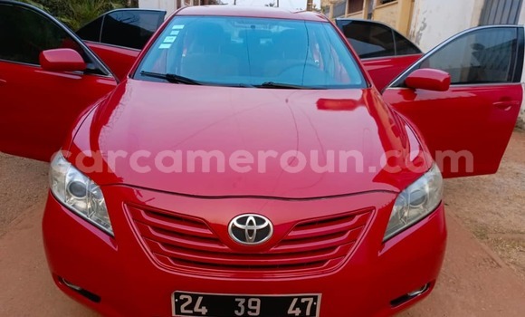 Acheter Occasion Voiture Toyota Camry Rouge à Yaoundé, Central Cameroon Acheter Occasion Voiture Toyota Camry Rouge à Yaoundé, Central Cameroon