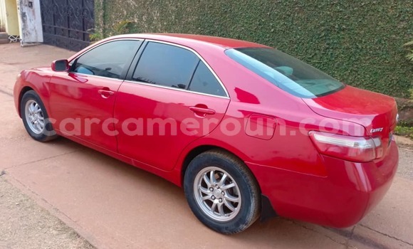Acheter Occasion Voiture Toyota Camry Rouge à Yaoundé, Central Cameroon Acheter Occasion Voiture Toyota Camry Rouge à Yaoundé, Central Cameroon
