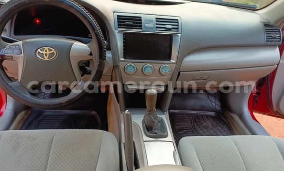 Acheter Occasion Voiture Toyota Camry Rouge à Yaoundé, Central Cameroon Acheter Occasion Voiture Toyota Camry Rouge à Yaoundé, Central Cameroon