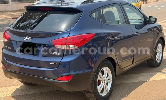 Sayi Na hannu Hyundai ix35 Blue Mota in Yaounde a Babban Kamaru Sayi Na hannu Hyundai ix35 Blue Mota in Yaounde a Babban Kamaru