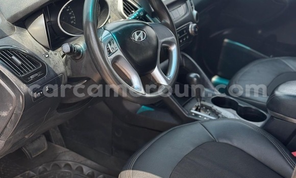 Sayi Na hannu Hyundai ix35 Blue Mota in Yaounde a Babban Kamaru Sayi Na hannu Hyundai ix35 Blue Mota in Yaounde a Babban Kamaru