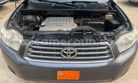 Buy Used Toyota Highlander Other Car in Douala in Littoral Cameroon Buy Used Toyota Highlander Other Car in Douala in Littoral Cameroon