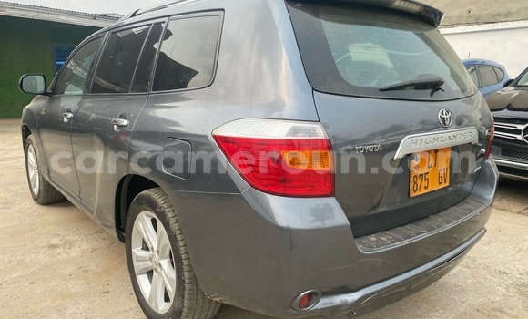 Buy Used Toyota Highlander Other Car in Douala in Littoral Cameroon Buy Used Toyota Highlander Other Car in Douala in Littoral Cameroon