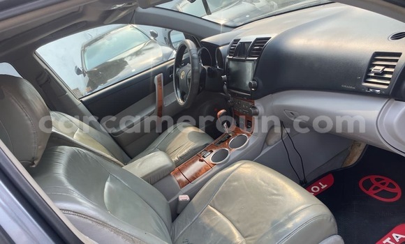 Buy Used Toyota Highlander Other Car in Douala in Littoral Cameroon Buy Used Toyota Highlander Other Car in Douala in Littoral Cameroon
