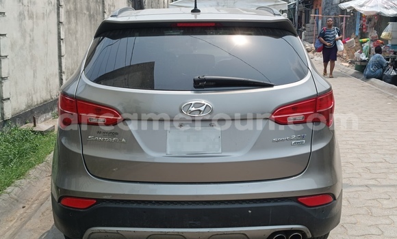 Acheter Import Voiture Hyundai Santa Fe Marron à Douala, Littoral Cameroon Acheter Import Voiture Hyundai Santa Fe Marron à Douala, Littoral Cameroon