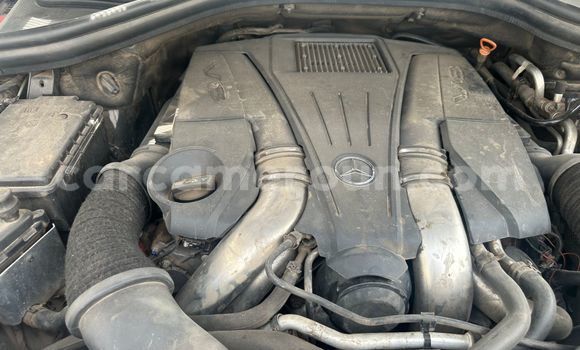 Sayi Na hannu Mercedes‒Benz GL–Class Black Mota in Douala a Ƙasar Kamaru Sayi Na hannu Mercedes‒Benz GL–Class Black Mota in Douala a Ƙasar Kamaru