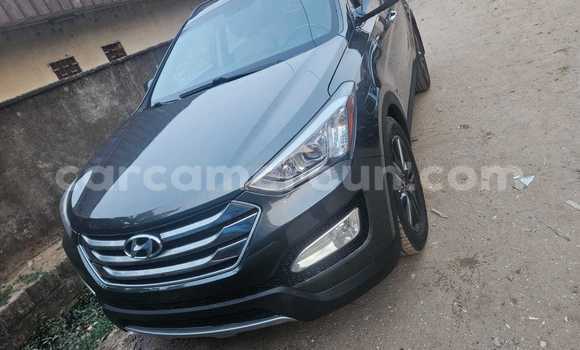 Sayi Na hannu Hyundai Santa Fe Black Mota in Douala a Ƙasar Kamaru Sayi Na hannu Hyundai Santa Fe Black Mota in Douala a Ƙasar Kamaru
