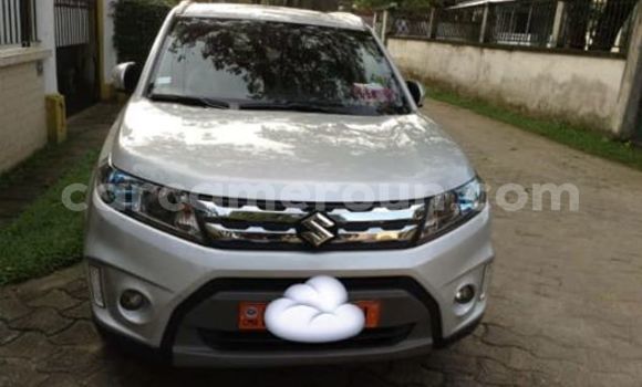 Sayi Na hannu Suzuki Vitara Azurfa Mota in Yaounde a Babban Kamaru
