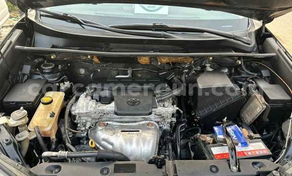 Sayi Na hannu Toyota RAV4 Black Mota in Yaounde a Babban Kamaru Sayi Na hannu Toyota RAV4 Black Mota in Yaounde a Babban Kamaru