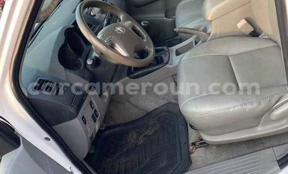 Buy Used Toyota Pickup White Car in Yaounde in Central Cameroon Buy Used Toyota Pickup White Car in Yaounde in Central Cameroon