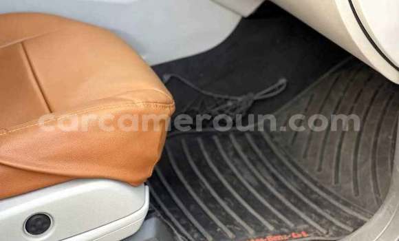 Sayi Na hannu Mercedes‒Benz ML–Class Sauran Mota in Yaounde a Babban Kamaru Sayi Na hannu Mercedes‒Benz ML–Class Sauran Mota in Yaounde a Babban Kamaru