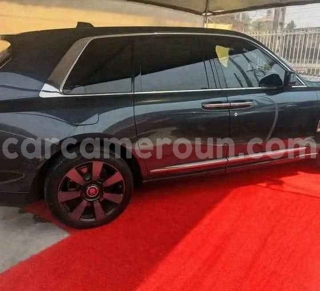 Big with watermark rolls royce cullinan central cameroon yaounde 18507