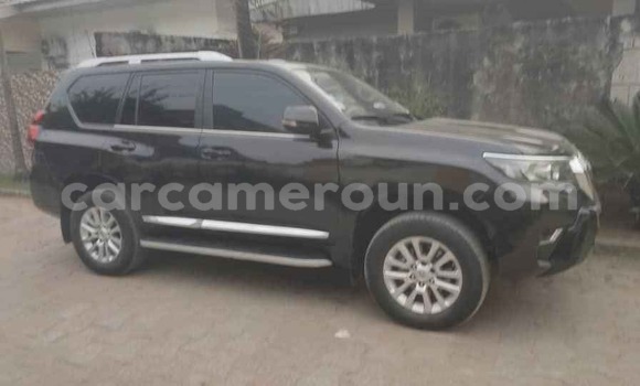 Sayi Na hannu Toyota Prado Black Mota in Bambui a Arewacin Kamaru Sayi Na hannu Toyota Prado Black Mota in Bambui a Arewacin Kamaru