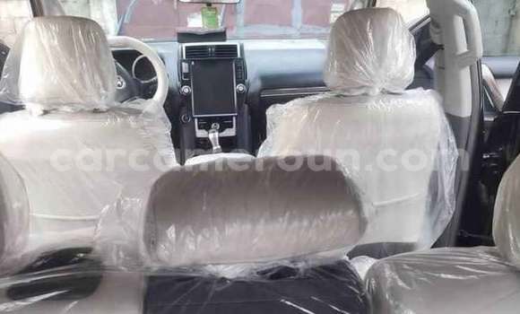 Sayi Na hannu Toyota Prado Black Mota in Bambui a Arewacin Kamaru Sayi Na hannu Toyota Prado Black Mota in Bambui a Arewacin Kamaru