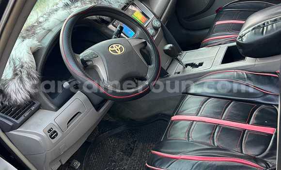 Sayi Na hannu Toyota Camry Black Mota in Yaounde a Babban Kamaru Sayi Na hannu Toyota Camry Black Mota in Yaounde a Babban Kamaru