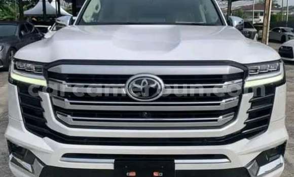 Buy Used Toyota Land Cruiser White Car in Yaounde in Central Cameroon Buy Used Toyota Land Cruiser White Car in Yaounde in Central Cameroon