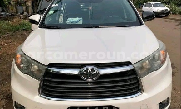 Acheter Occasion Voiture Toyota Highlander Blanc à Yaoundé, Central Cameroon