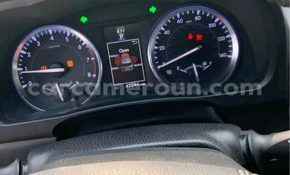 Sayi Na hannu Toyota Highlander White Mota in Yaounde a Babban Kamaru Sayi Na hannu Toyota Highlander White Mota in Yaounde a Babban Kamaru