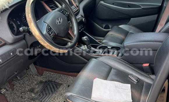 Sayi Na hannu Hyundai Tucson Black Mota in Yaounde a Babban Kamaru Sayi Na hannu Hyundai Tucson Black Mota in Yaounde a Babban Kamaru