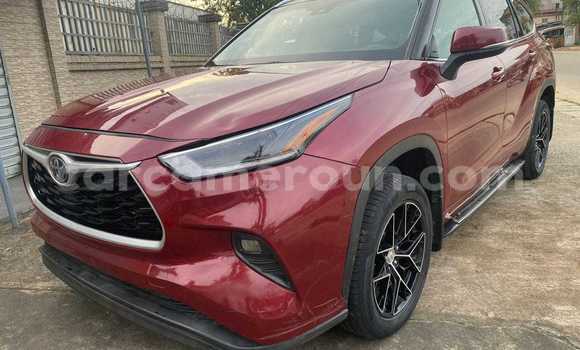 Buy Used Toyota Highlander Red Car in Bafoussam in West Cameroon Buy Used Toyota Highlander Red Car in Bafoussam in West Cameroon