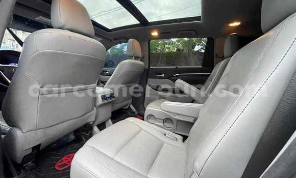 Buy Used Toyota Highlander Black Car in Yaounde in Central Cameroon Buy Used Toyota Highlander Black Car in Yaounde in Central Cameroon