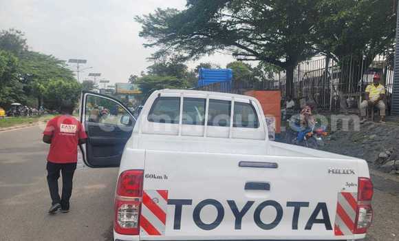 Sayi Na hannu Toyota Cami White Mota in Yaounde a Babban Kamaru Sayi Na hannu Toyota Cami White Mota in Yaounde a Babban Kamaru