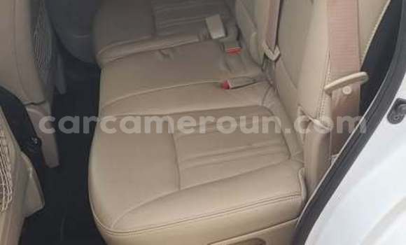 Buy Used Kia Sorento White Car in Yaounde in Central Cameroon Buy Used Kia Sorento White Car in Yaounde in Central Cameroon