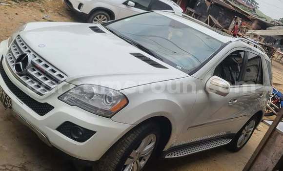Acheter Occasion Voiture Mercedes‒Benz ML–Class Blanc à Yaoundé, Central Cameroon Acheter Occasion Voiture Mercedes‒Benz ML–Class Blanc à Yaoundé, Central Cameroon