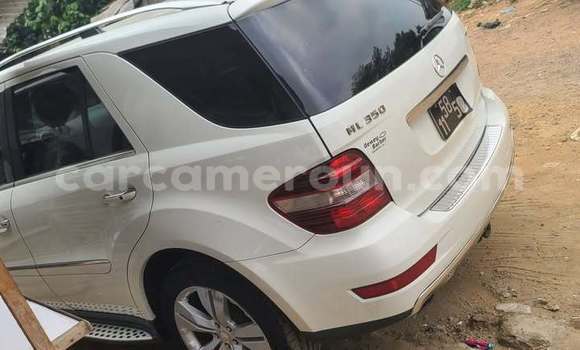 Acheter Occasion Voiture Mercedes‒Benz ML–Class Blanc à Yaoundé, Central Cameroon Acheter Occasion Voiture Mercedes‒Benz ML–Class Blanc à Yaoundé, Central Cameroon