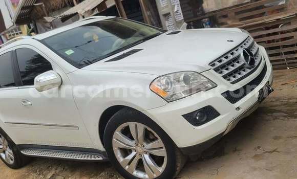 Acheter Occasion Voiture Mercedes‒Benz ML–Class Blanc à Yaoundé, Central Cameroon Acheter Occasion Voiture Mercedes‒Benz ML–Class Blanc à Yaoundé, Central Cameroon