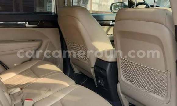 Acheter Occasion Voiture Kia Sorento Blanc à Yaoundé, Central Cameroon Acheter Occasion Voiture Kia Sorento Blanc à Yaoundé, Central Cameroon