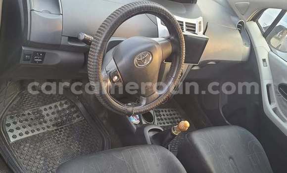 Acheter Occasion Voiture Toyota Yaris Noir à Bafoussam, West Cameroon Acheter Occasion Voiture Toyota Yaris Noir à Bafoussam, West Cameroon