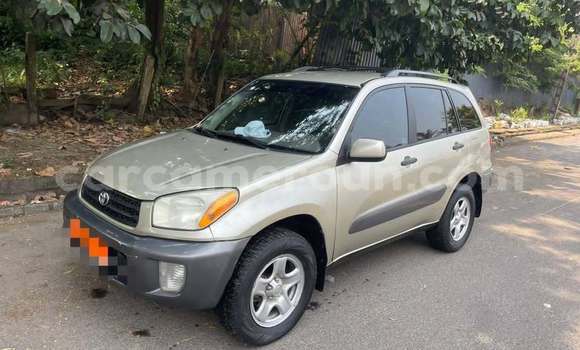 Acheter Occasion Voiture Toyota RAV4 Noir à Yaoundé, Central Cameroon Acheter Occasion Voiture Toyota RAV4 Noir à Yaoundé, Central Cameroon
