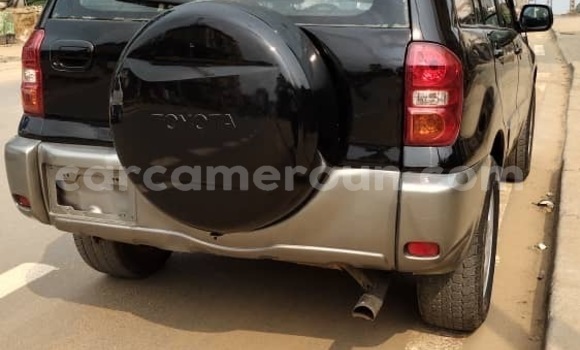 Acheter Occasion Voiture Toyota RAV4 Noir à Douala, Littoral Cameroon Acheter Occasion Voiture Toyota RAV4 Noir à Douala, Littoral Cameroon