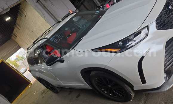 Acheter Occasion Voiture Toyota Highlander Blanc à Douala, Littoral Cameroon Acheter Occasion Voiture Toyota Highlander Blanc à Douala, Littoral Cameroon