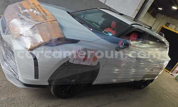 Acheter Occasion Voiture Toyota Highlander Blanc à Douala, Littoral Cameroon Acheter Occasion Voiture Toyota Highlander Blanc à Douala, Littoral Cameroon