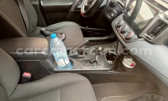 Acheter Occasion Voiture Toyota RAV4 Autre à Douala, Littoral Cameroon Acheter Occasion Voiture Toyota RAV4 Autre à Douala, Littoral Cameroon