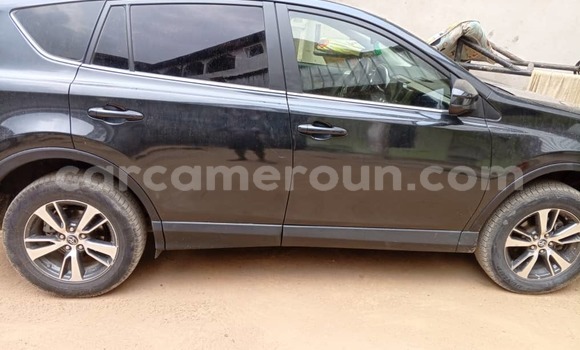Acheter Occasion Voiture Toyota RAV4 Autre à Douala, Littoral Cameroon Acheter Occasion Voiture Toyota RAV4 Autre à Douala, Littoral Cameroon